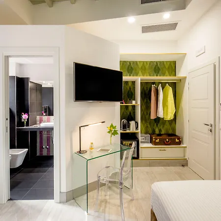 Gcf Luxury Suites, Hotel *