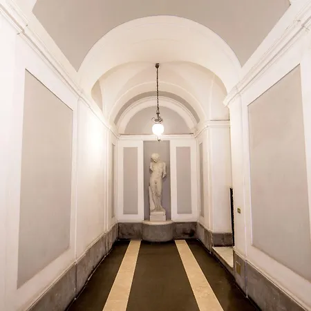 Gcf Luxury Suites, روما